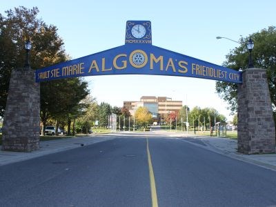 Sault Archway cropped